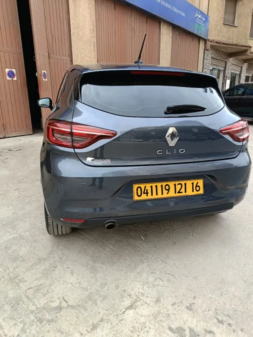 Renault Clio 5 2021 Business plus
