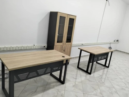 BUREAU PIED METALIQUE