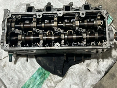 Culasse 2.0 tdi 143 cv (03 L)