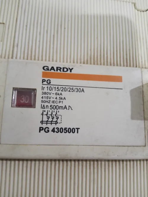 Disjoncteur différentiel Gardy PG 430500T