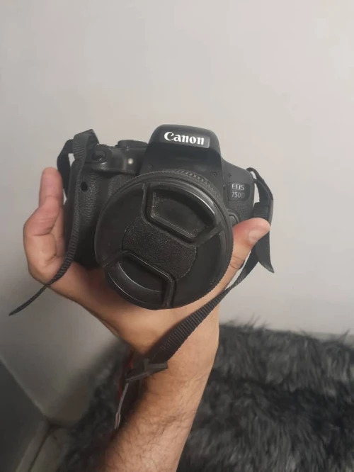 Canon eos 750D