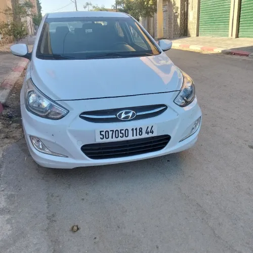 Hyundai Accent RB  5 portes 2018 GL DZ