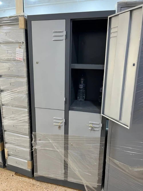 Fabrication Rayonnage/ Étagère/ Armoire/ Vestiaire/ Présentoir