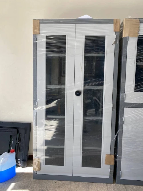 Fabrication Rayonnage/ Étagère/ Armoire/ Vestiaire/ Présentoir