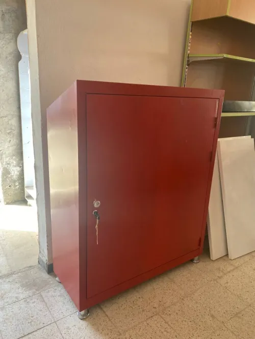 Fabrication Rayonnage/ Étagère/ Armoire/ Vestiaire/ Présentoir