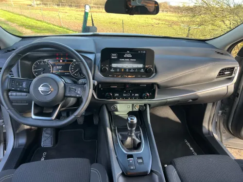 Nissan Qashqai 2022 138 HP/140 PK MT 2WD MY21 Acenta + Connect Pack
