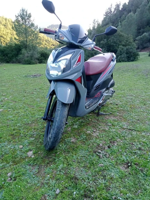 Sym Sr 2025