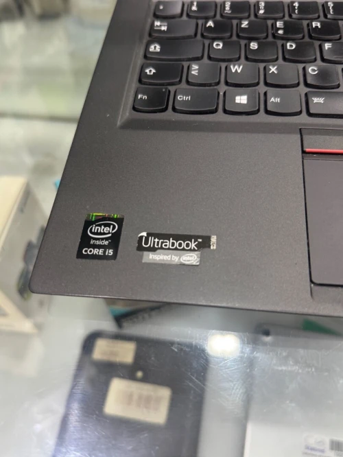 Lenovo X1 Carbon