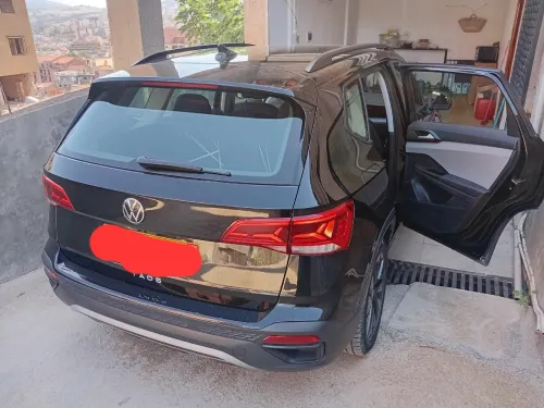 Volkswagen Taos 2022 SE Black 