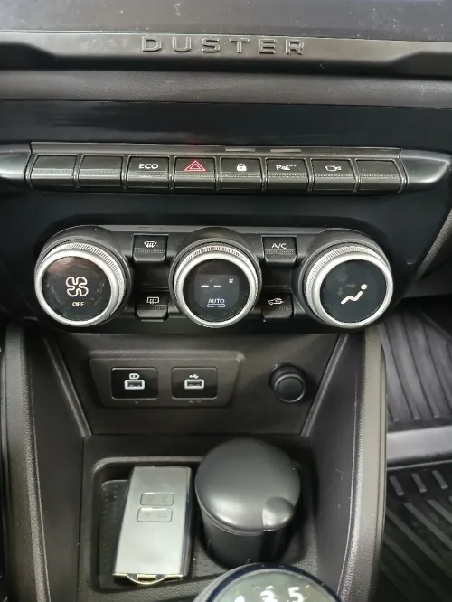 Dacia Duster 2025 Journey