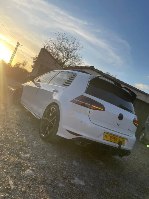 Volkswagen Golf 7 2014 R