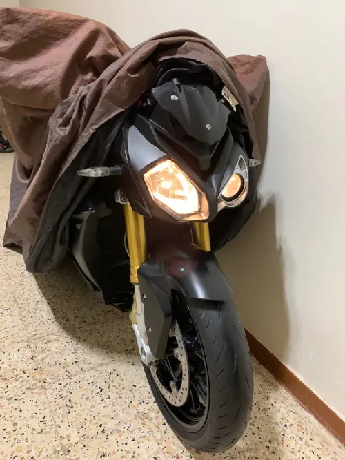BMW S1000R 2016