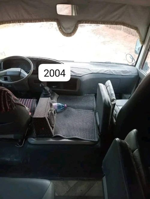 Toyota Coaster 2004