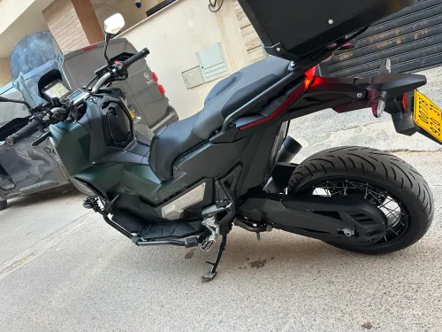 Xadv 750 2020