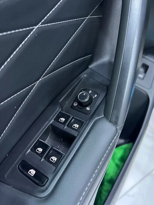Volkswagen Tiguan 2025 Rline