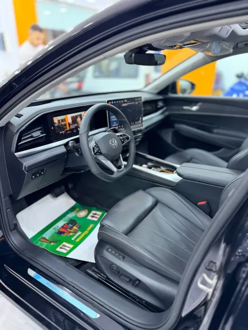 Volkswagen Passat 2025 R Line