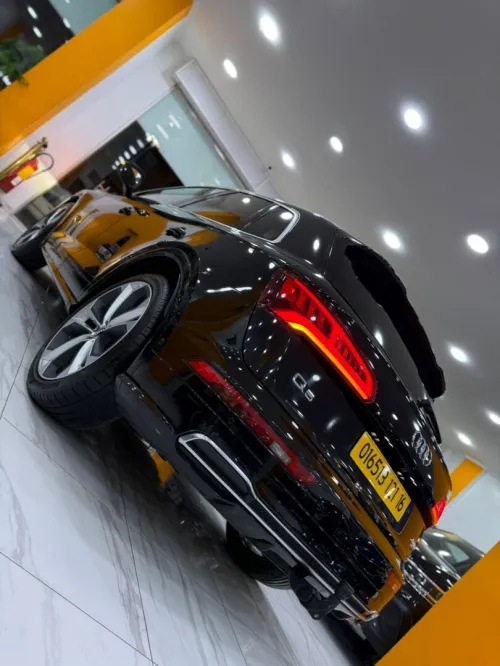 Audi Q5 salin 2021 Sline
