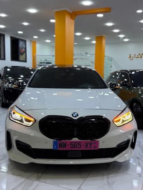 BMW Série 1 2023 M performance