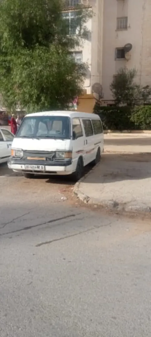 Mazda Mini bus 2000