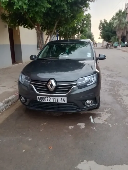 Renault Symbol 2017 Collection