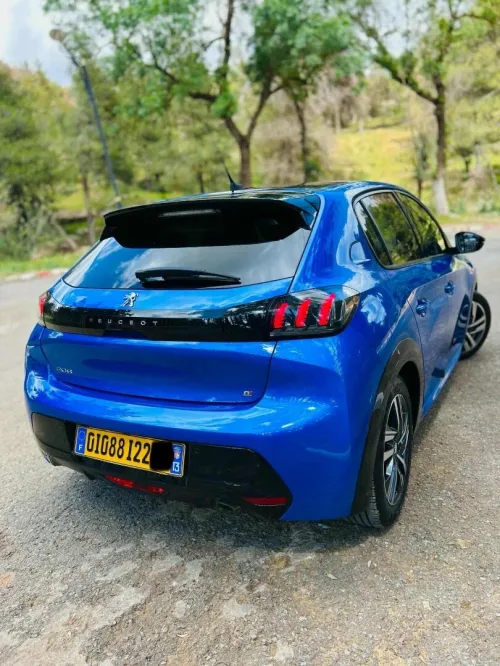Peugeot 208 2022 