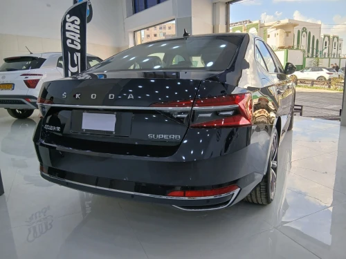 Skoda Superbe 2025 Luxury