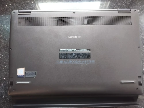 Dell latitude 3301