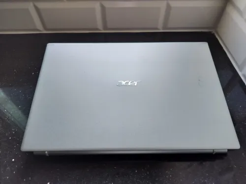 Acer Aspire 5