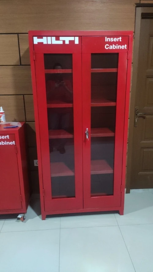 Vestiaire métallique Scolaire / Armoire métallique / Classeur métallique C4 / Rayonnage / Etagère