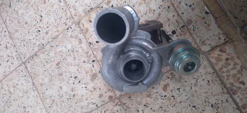 Turbo trafic 1.9 dci 100 ch