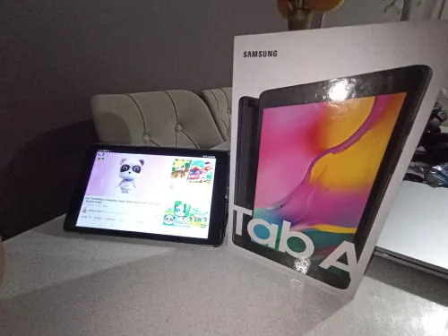 Tablet 8" sumsung A7 Originale avec puce 4G 2/32 batterie 5100 android11 avec boite et chargeur fast Samsung A7