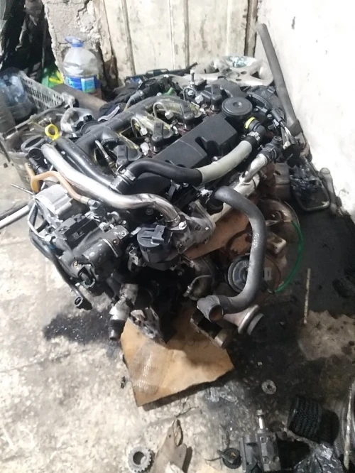 Moteur 2 l hdi 138