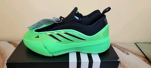 Adidas Dame 9 Originale pointure 42
