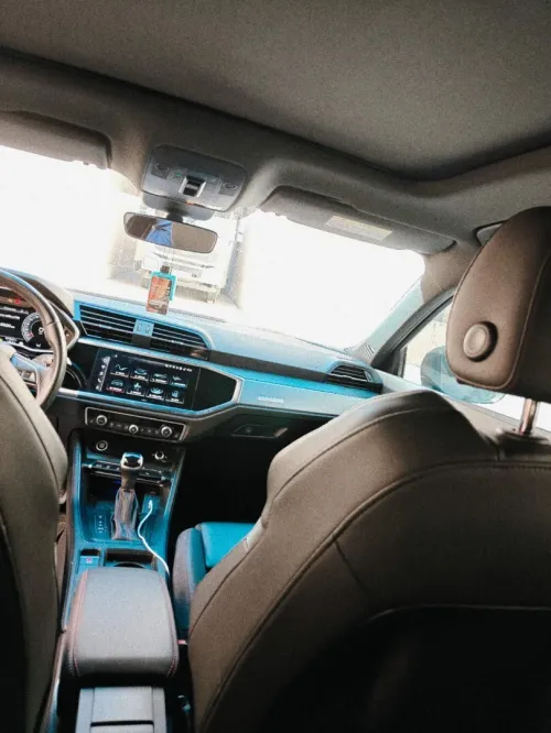 Audi Q3 2023 S LINE