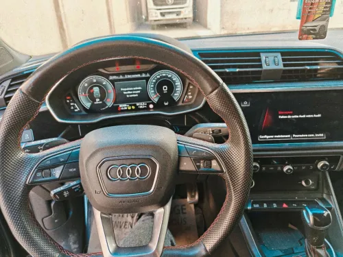 Audi Q3 2023 S LINE