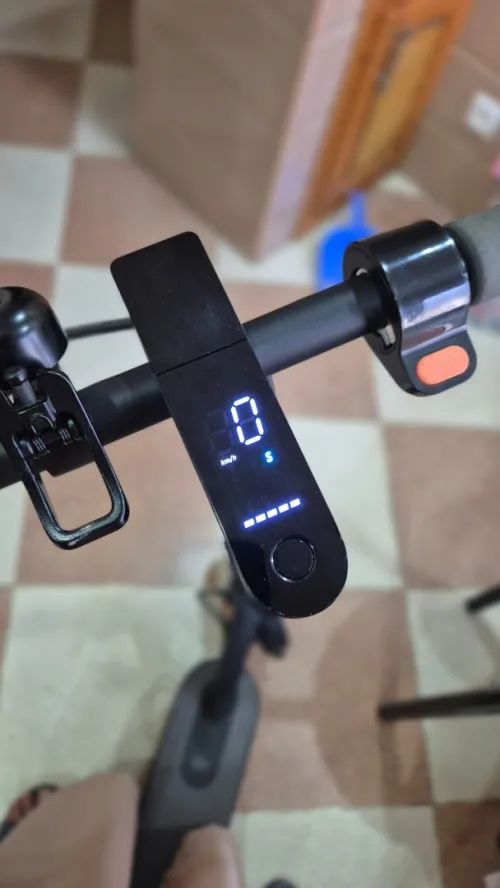 Trottinette électrique ninbot très bon état b chargeur d origine jaya caba France 