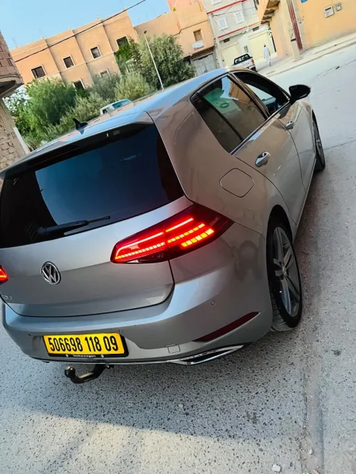 Volkswagen Golf 7 2018 Carat