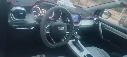 Geely Coolray 2025 