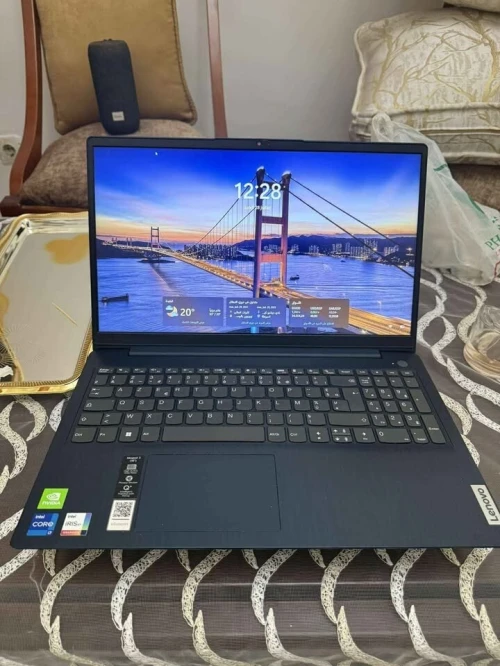 Laptop Lenovo iP3