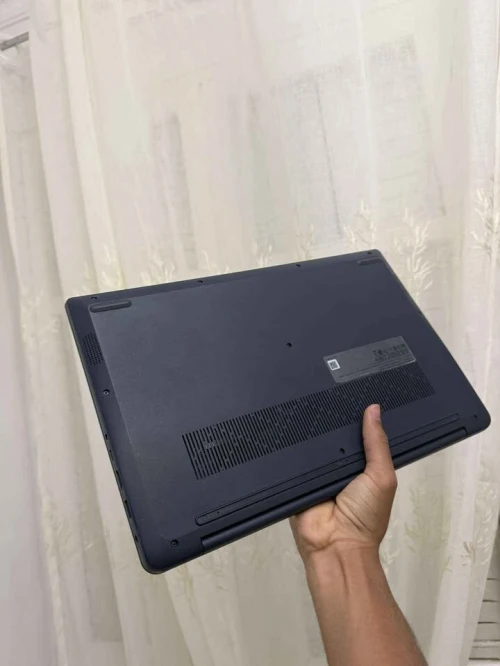 Laptop Lenovo iP3