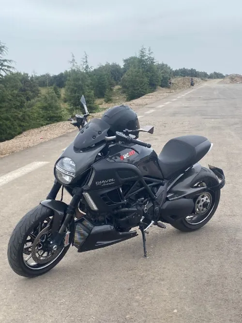 Ducati Diavel 2011