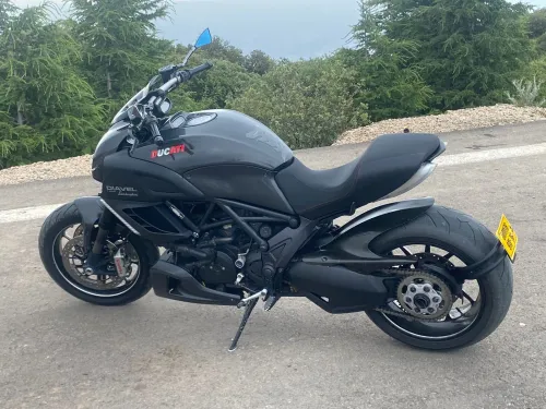 Ducati Diavel 2011
