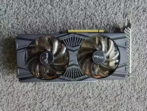 GTX 1660TI 6GB temp 57 etat 10/10