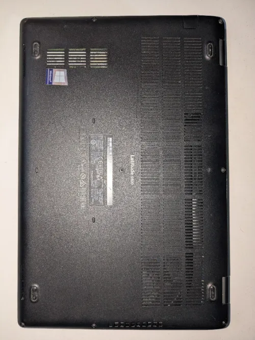 Dell latitude 5400 tactile i7 8th gen vpro