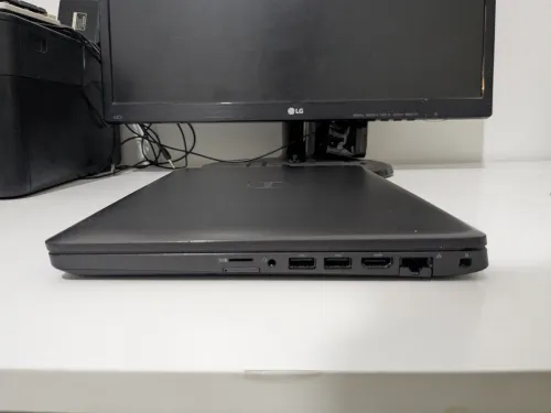 Dell latitude 5400 tactile i7 8th gen vpro