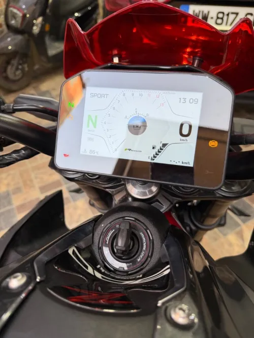 Kawasaki Z900 2026
