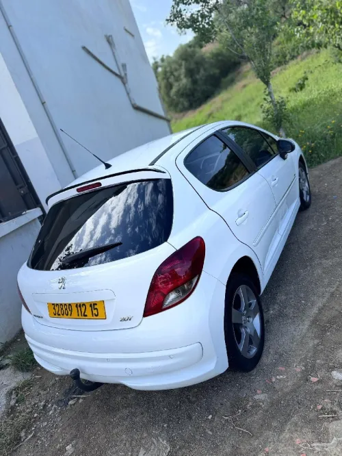 Peugeot 207 2012 
