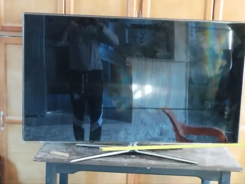 5 grand plasma et 1 incurvé