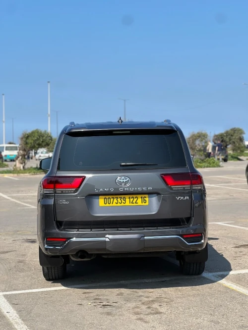 Toyota Land Cruiser  2022 First Edition