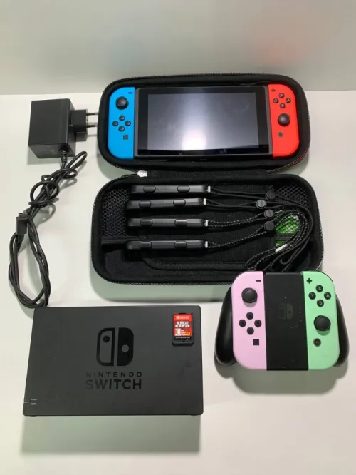 NITENDO SWITCH